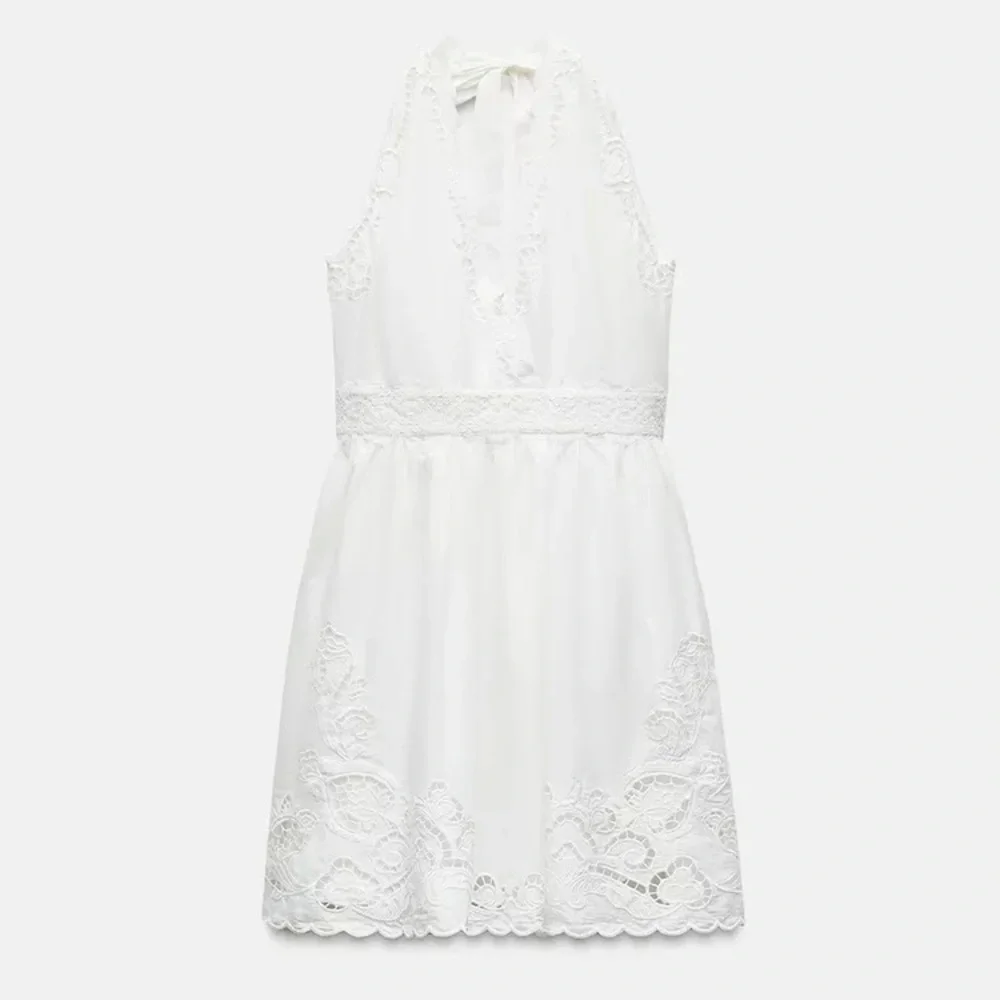 Zara Crisp White Victorian Embroidered Mini Halter Dress -- L - Picture 7 of 7